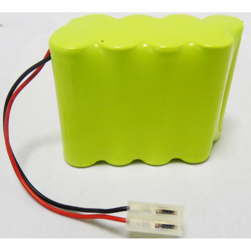 Chrono Pack Batterie NiMh 9.6V 1.7Ah + Connecteur - Cardlette Chrono Pack Batterie NiMh 9.6V 1.7Ah + Connecteur - Cardlette